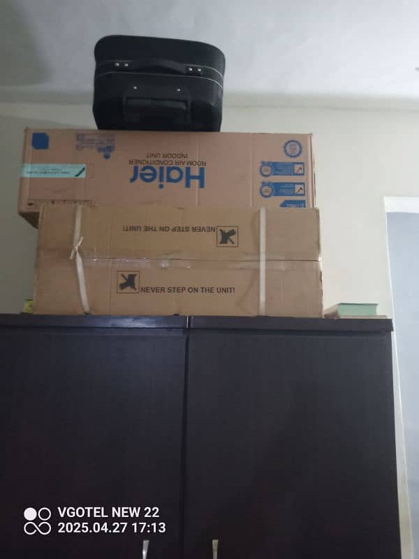 1 ton Ac Haier new condition hai 2