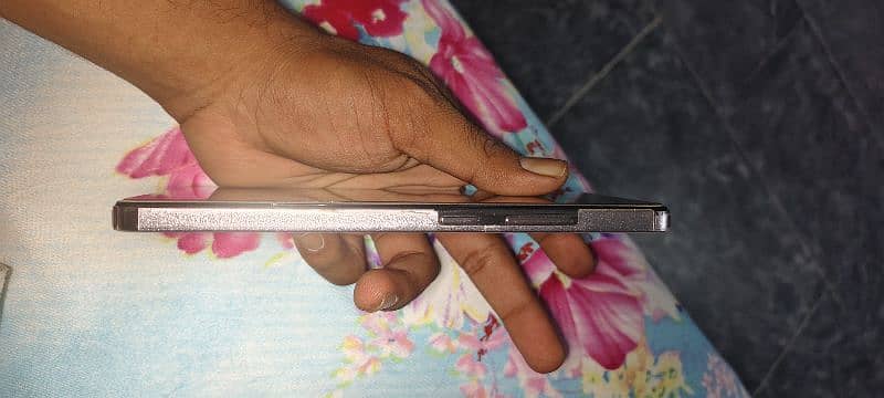 Oppo Reno 12f 5g New Condition 9 month warranty 2