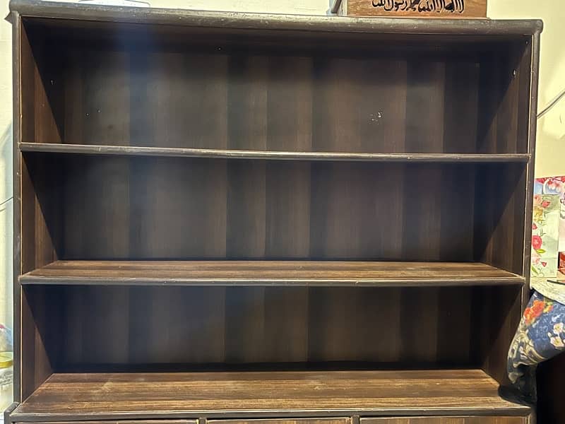 Book Shelve In very Good Condition 4 Shelves and 3 Drawers. Very Space. 0