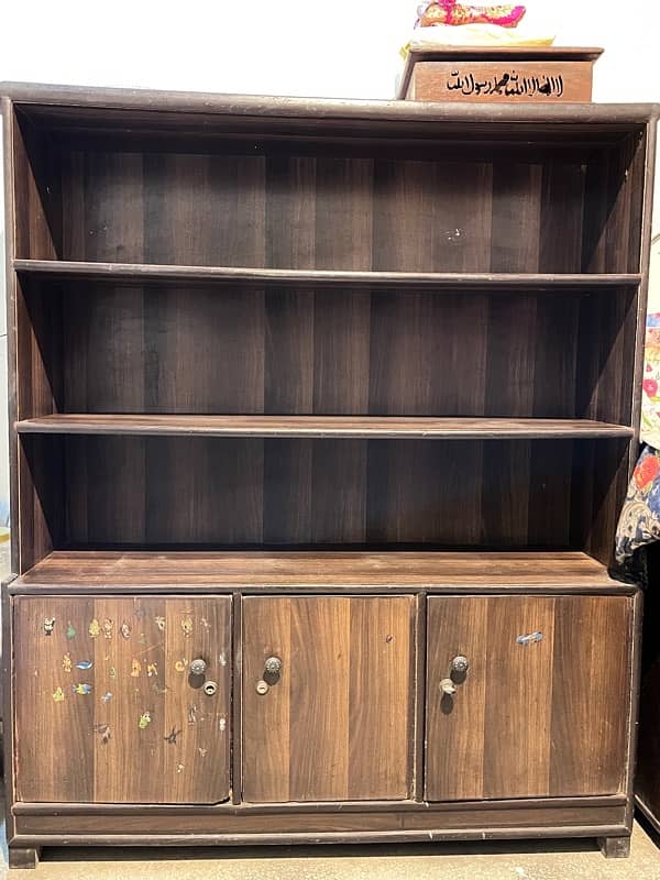 Book Shelve In very Good Condition 4 Shelves and 3 Drawers. Very Space. 2