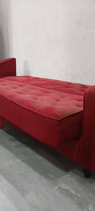 A unique bed, sofa 6