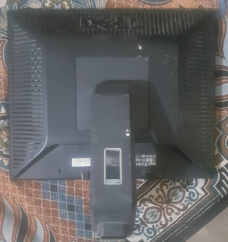 Dell Used Monitor 17Inch 1