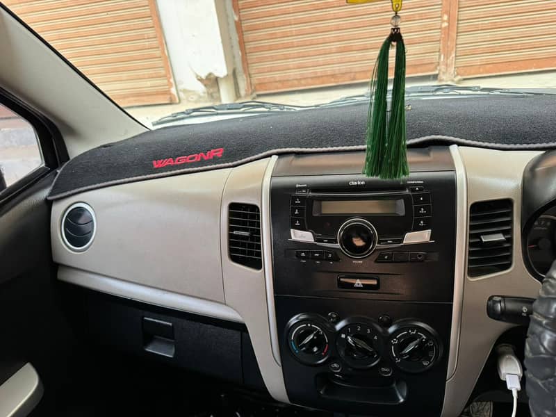 Suzuki Wagon R 2019 3