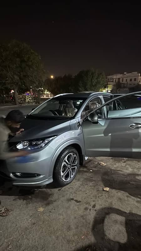 Honda Vezel 2016 3