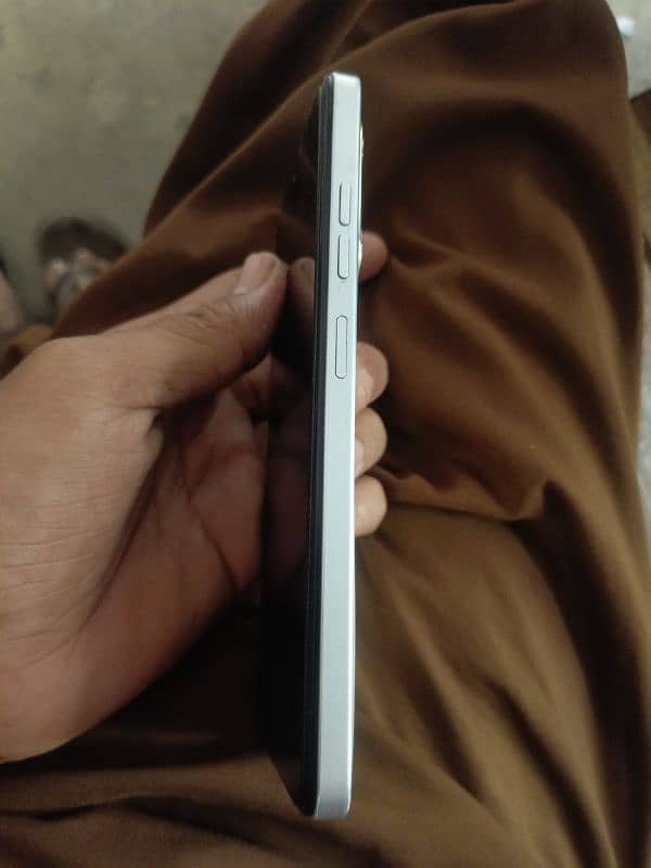 Mobile 4