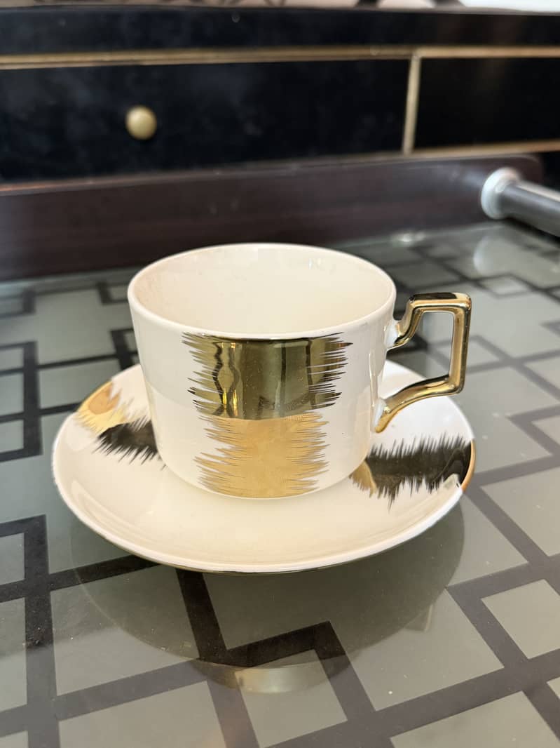 Tea Set Cups and Saucer's 6 pcs Set Imported 0