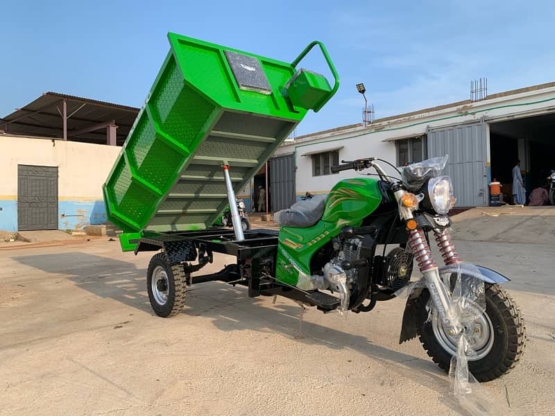 Classic 200cc Hydrulic jack loader rickshaw 1
