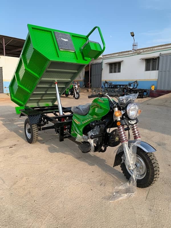 Classic 200cc Hydrulic jack loader rickshaw 7