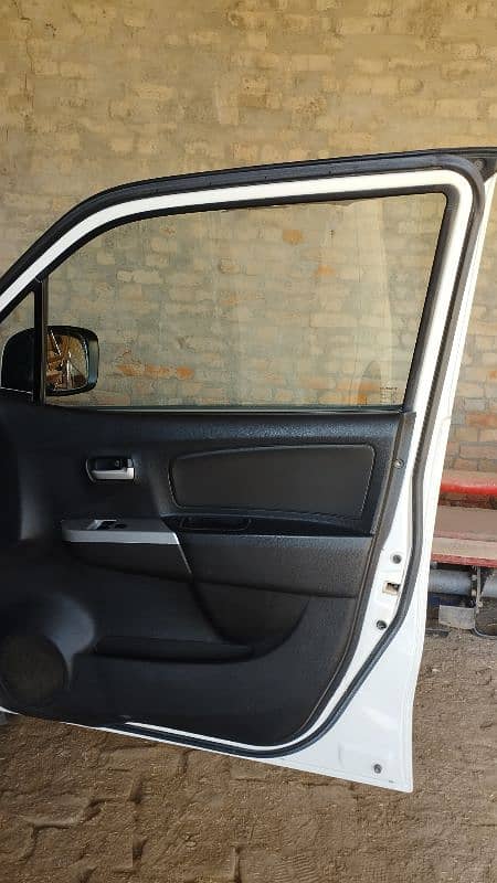 Suzuki Wagon R 2020 1