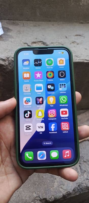 iphone 13 jv 128gb waterpack with original charger LLA Model 2
