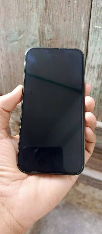 iphone 13 jv 128gb waterpack with original charger LLA Model 4