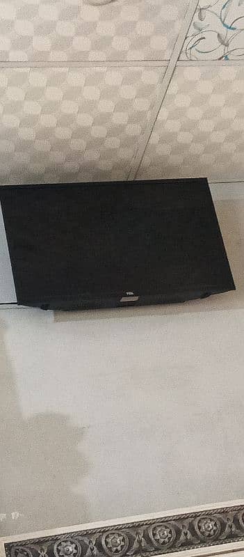 TCL 32 inch 0
