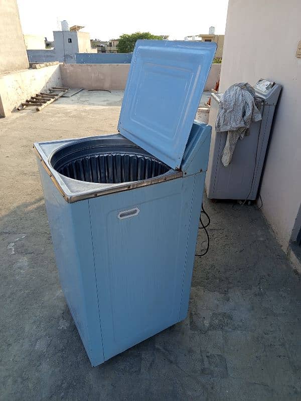 Washing Machine steel body in very good condition. 1