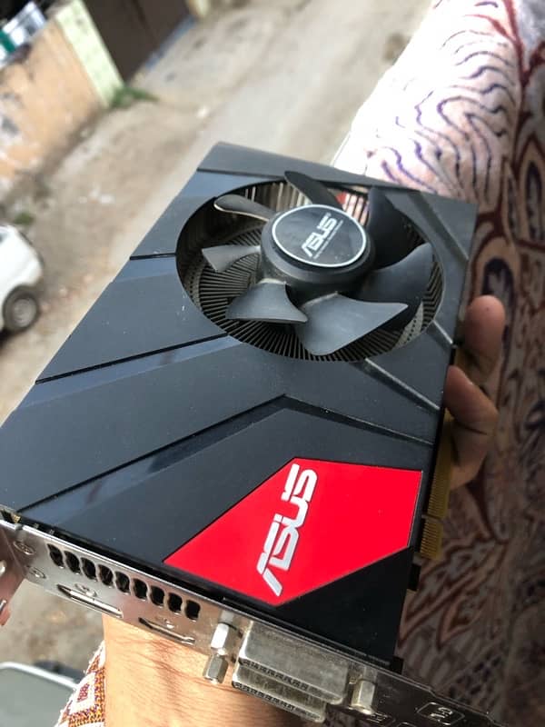 ASUS Nvidia GTX-760 | 2gb 256bit DDR5 better than 750ti 0