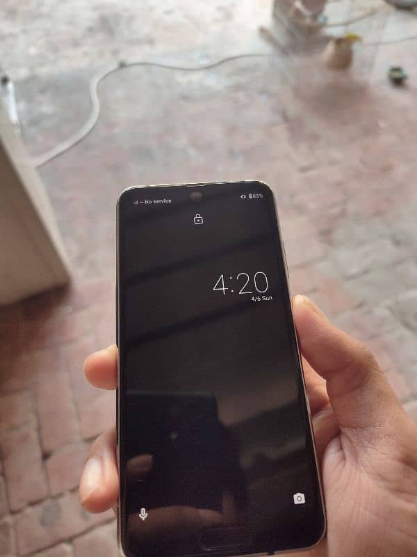 Sharp Aquos R2 Compact Non Pta 4/64 0