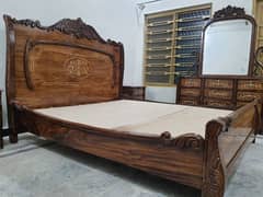 King Size bed set new condition Best for jahez