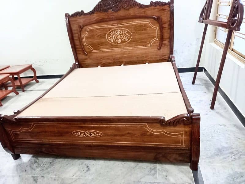 King Size bed set new condition Best for jahez 3