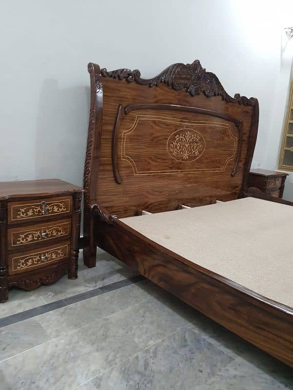 King Size bed set new condition Best for jahez 9