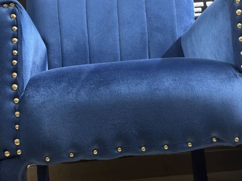 Elegant  Sofa Set for Sale - Excellent Condition 2