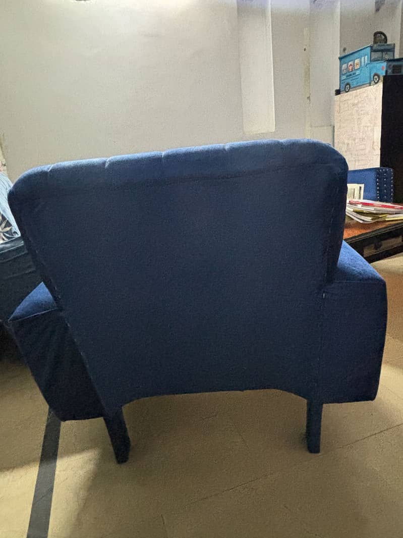 Elegant  Sofa Set for Sale - Excellent Condition 3