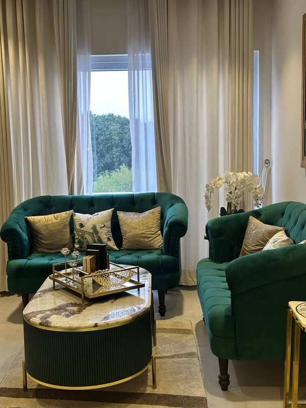 LUXURY STUDIO APARTMENT WITH EIFFLE VIEW AND LUXURY AMNITIES FOR SALE ON INVESTOR RATE 10