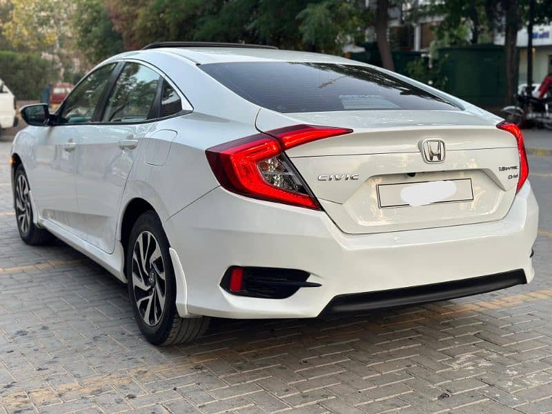 Honda Civic VTi Oriel Prosmatec 2018 14