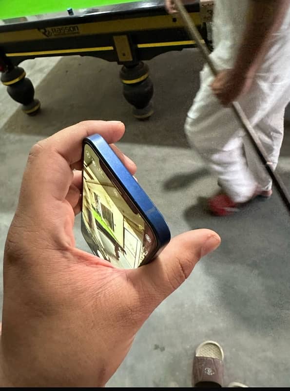 i phone 12 jv 4