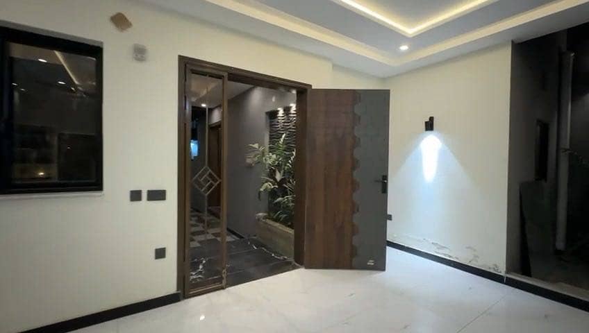 7 Marla House For Sale Good Solid Construction 19