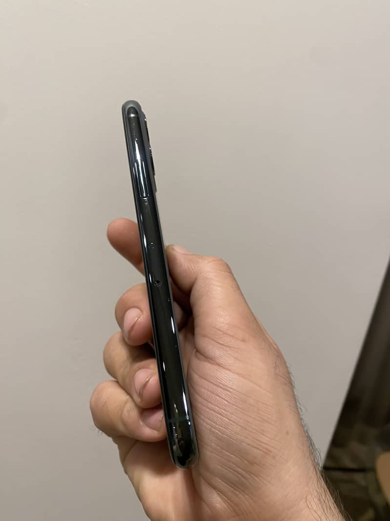 iPhone 11 pro factory unlock 3