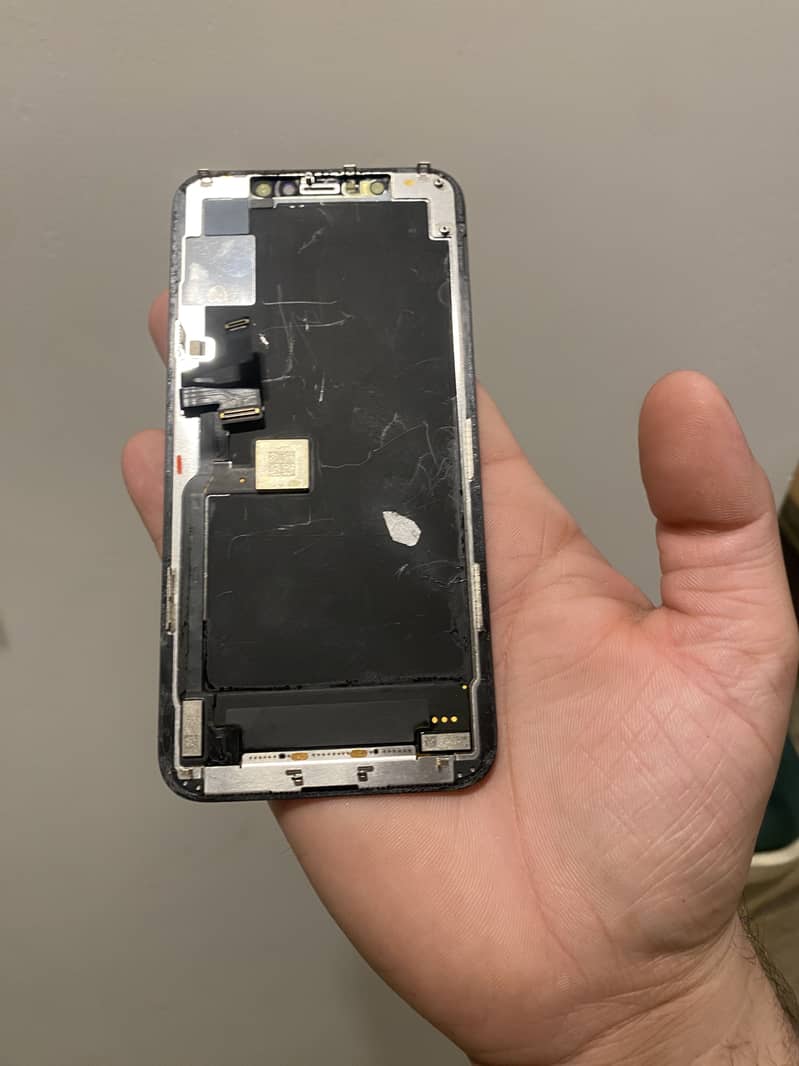 iPhone 11 pro factory unlock 5