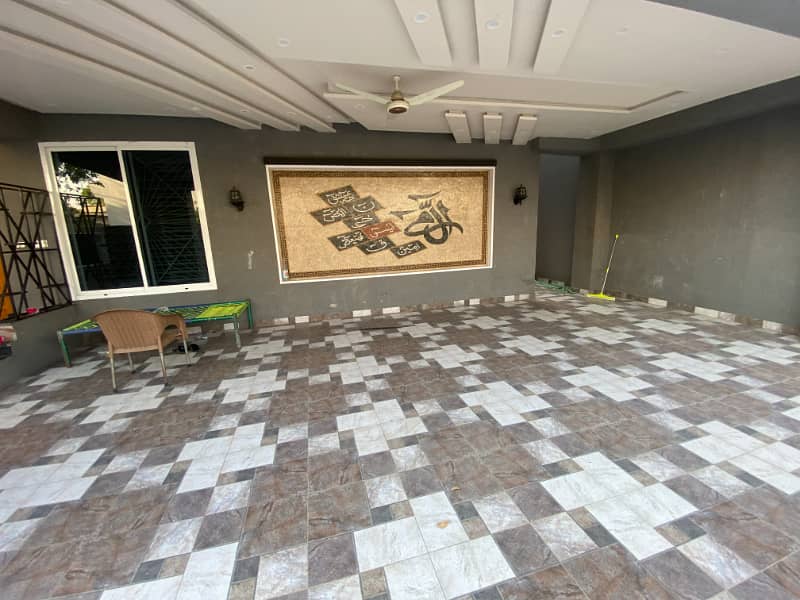 30 Marla Corner Beautiful House in Kabul Block, Dc colony Gujranwala. 3