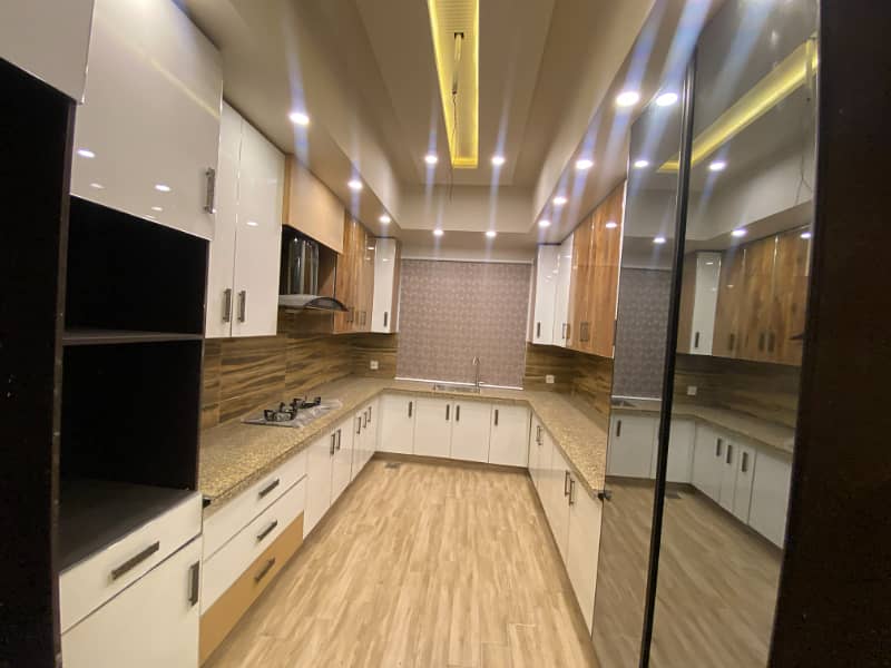 30 Marla Corner Beautiful House in Kabul Block, Dc colony Gujranwala. 35