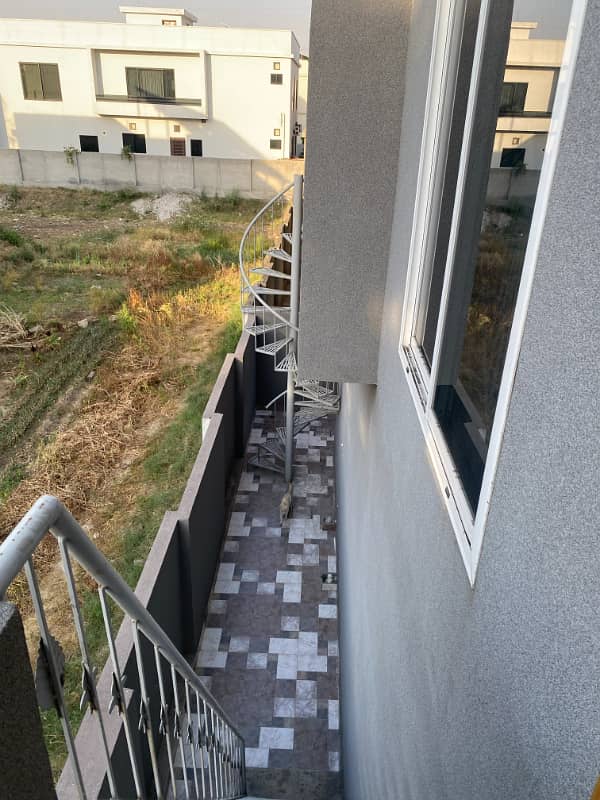 30 Marla Corner Beautiful House in Kabul Block, Dc colony Gujranwala. 40