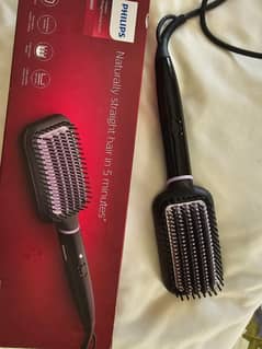 Selling Philips Hair Straightener.
