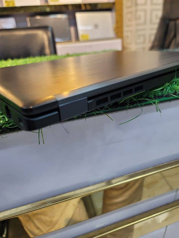 Dell Latitude | 5290 Core i5 7th Gen | imported laptop 8
