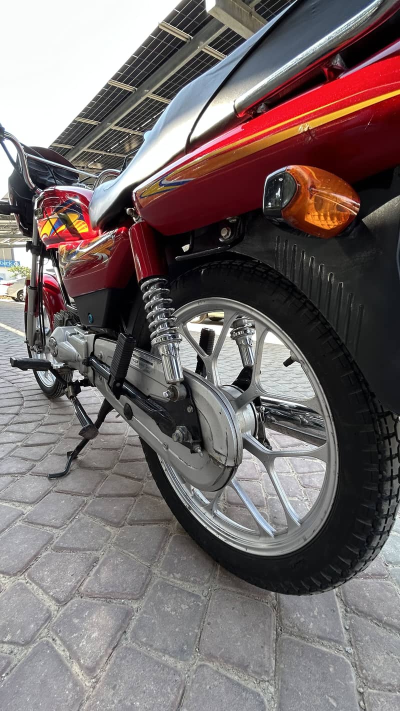United US100 (Alloy rim) variant 14