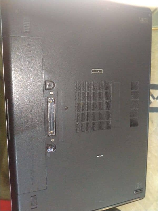 graphic card,8gb ram , i7core  battery khrab ha 3