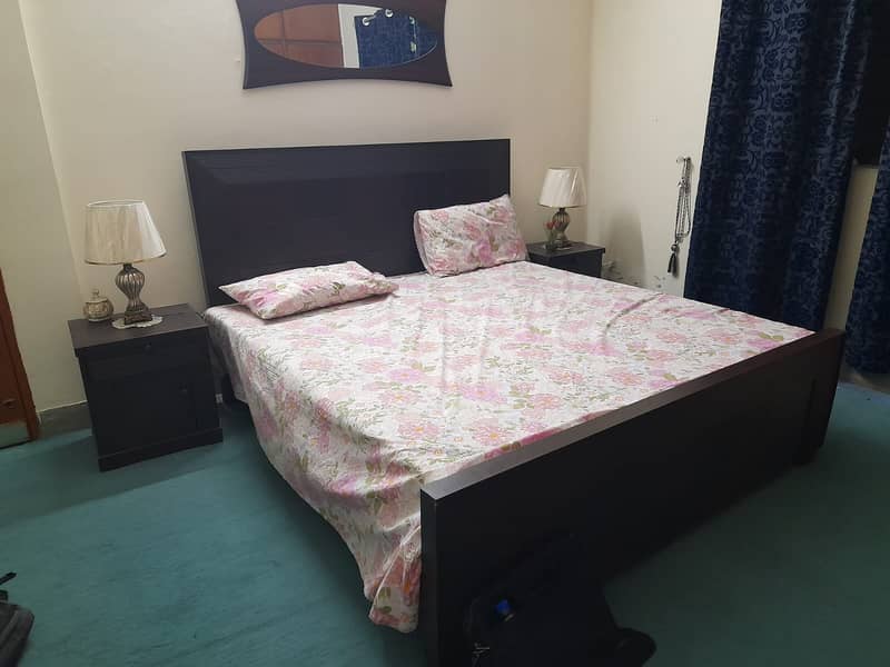 Bed set for sale 0