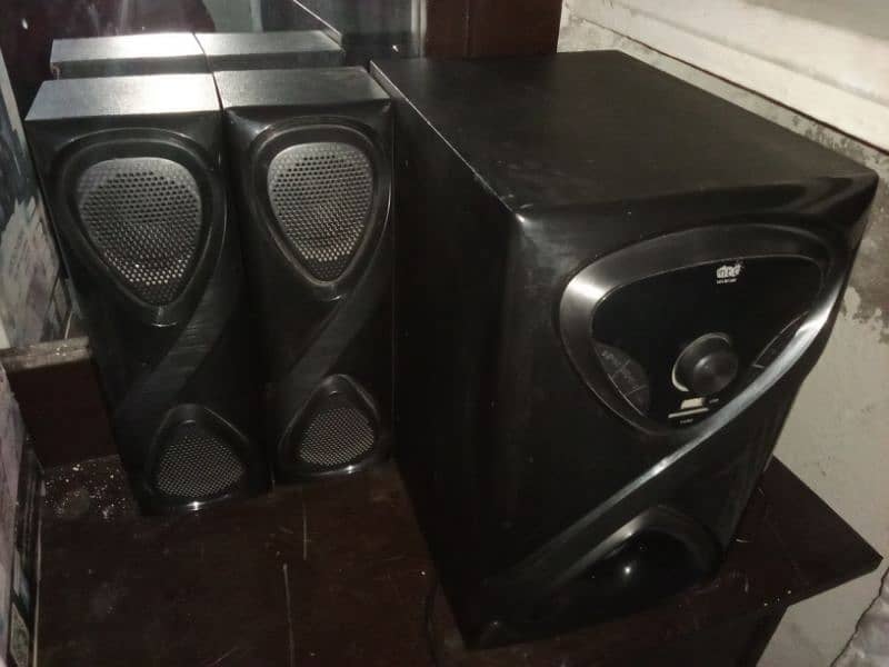 MTC Speaker Zoom 141 1