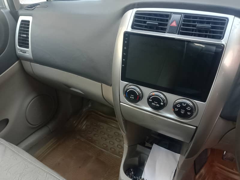 Suzuki Liana 2006 4