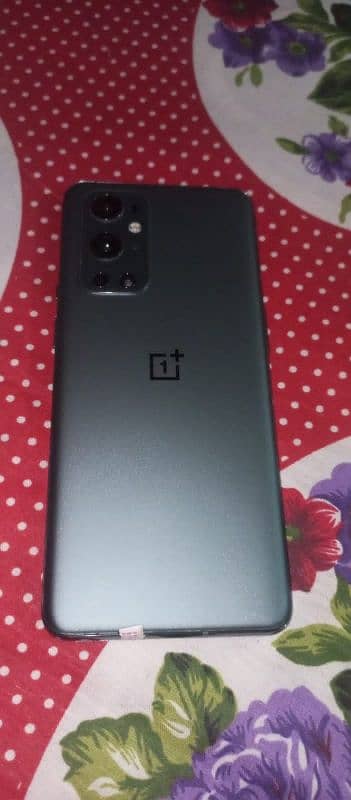 OnePlus 9 pro 12/256 888 snapdragon  10/10 condition 1