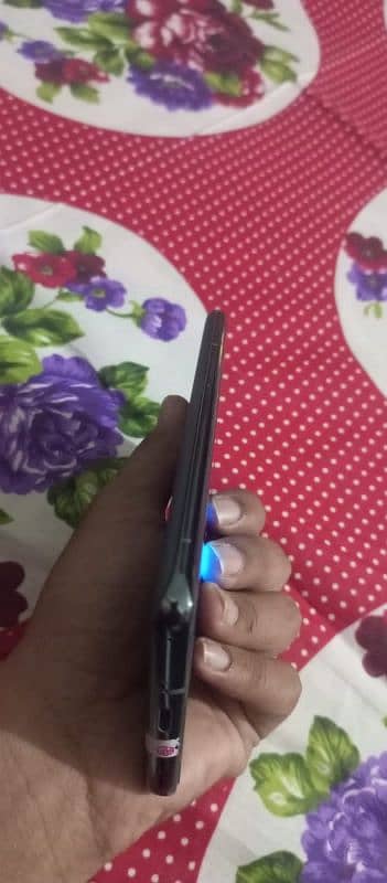 OnePlus 9 pro 12/256 888 snapdragon  10/10 condition 4