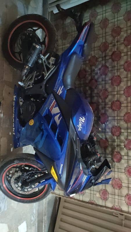 Kawasaki Ninja ZX-300 Model 2018 | Kawasaki In Bikes | Total Geniune 3