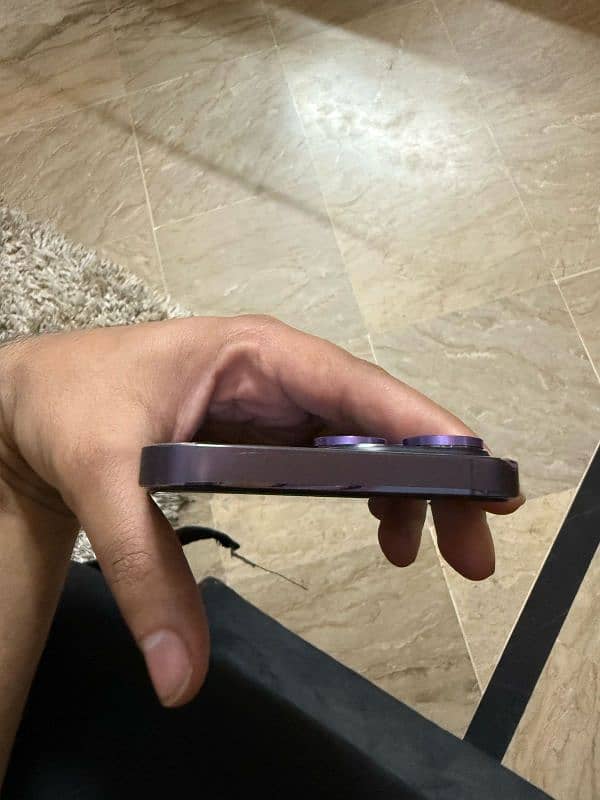 I phone 14 pro max 128 gb 4