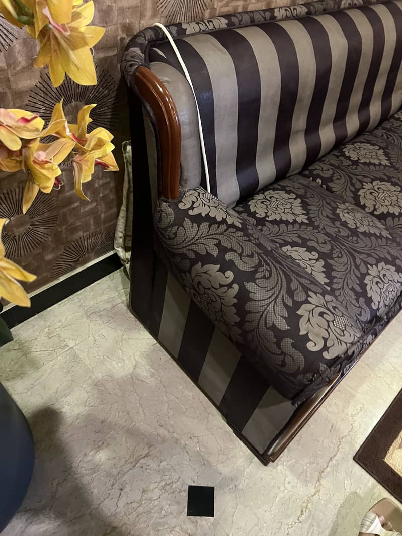 SOFA SET | URGENTLY SELLING 1