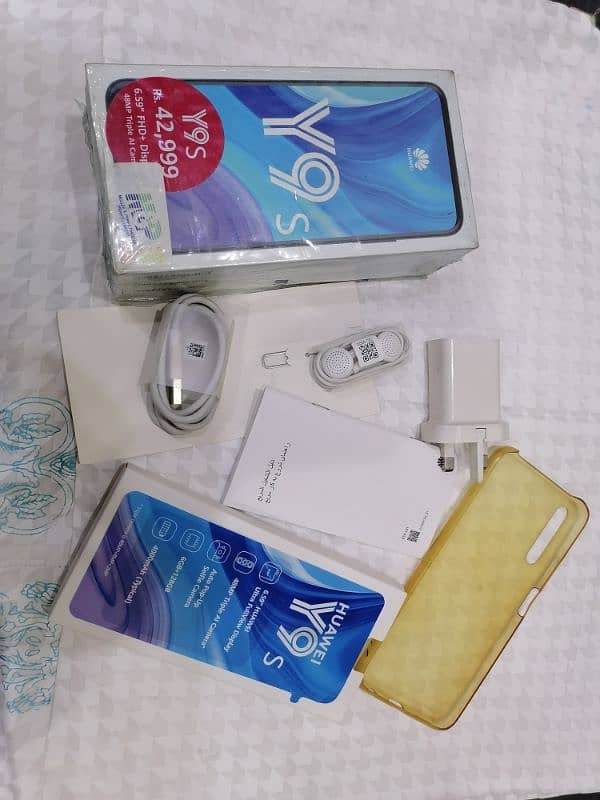 Huawei y9s pop up camera 6gb ram 128gb rom 8