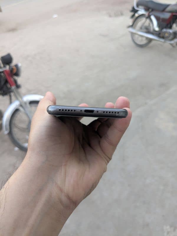 iphone 8 3