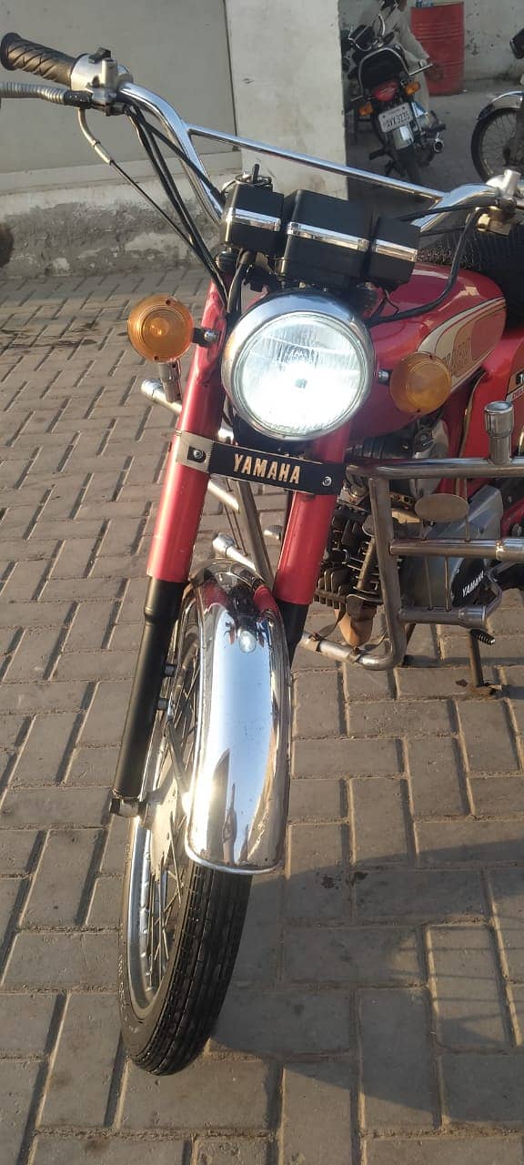 YAMAHA 2 STROKE ALL OKAY HA KISI KISAM KA KOI MASLA NI . 0308-5711258 2