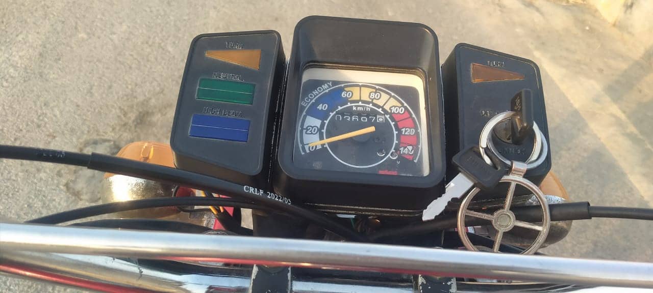 YAMAHA 2 STROKE ALL OKAY HA KISI KISAM KA KOI MASLA NI . 0308-5711258 6