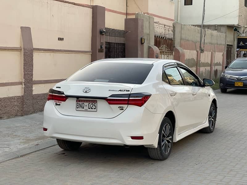 Toyota Altis Grande 2018 8